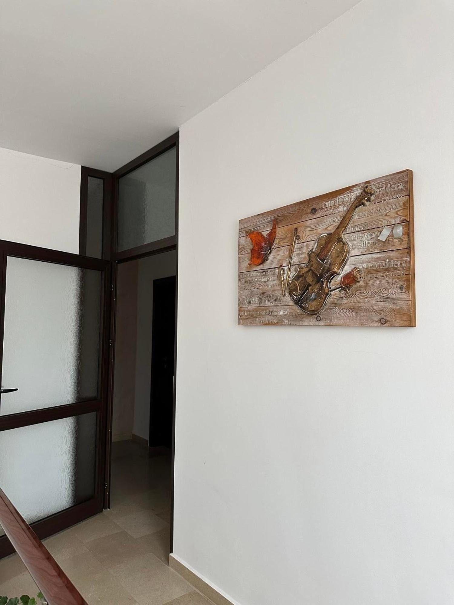 Бялата Къща Hotel Chakalarovo Ngoại thất bức ảnh